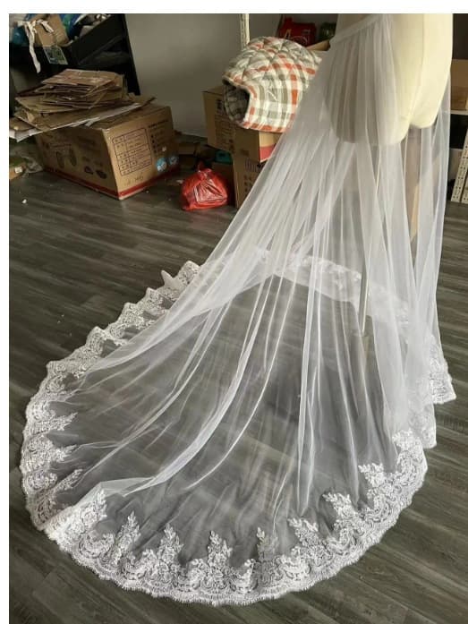 Foreign trade detachable mesh train wedding dress skirt with one layer of mesh lace trim for travel photography and runway shows