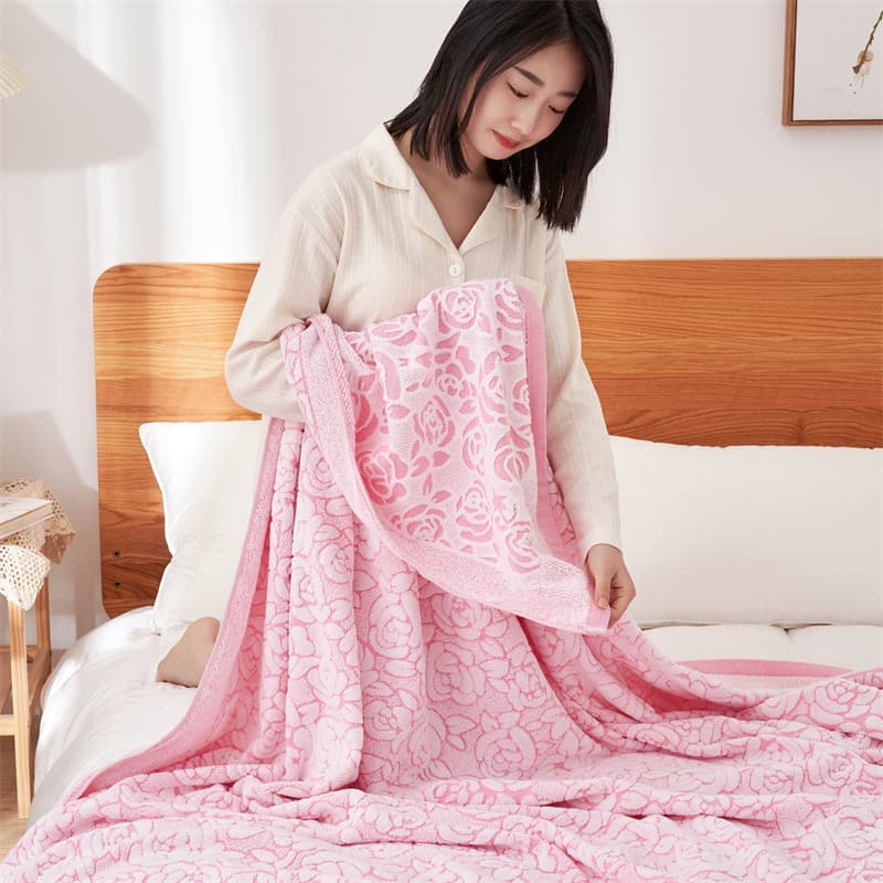 2023 Hundred Flowers Towel New Product - Retro Blooming Flower Towel Blanket