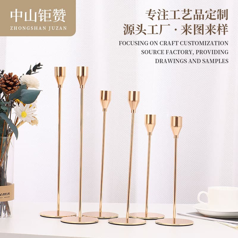 Cross-border Amazon candlesticks, home decoration, wedding, European style wrought iron candlesticks, metal living room ornaments, decorative crafts.
