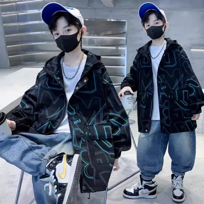 Boys' 2025 Spring/Fall Outdoor Windbreaker Windproof Waterproof Cool Trench Coat Middle/Big Kids Casual Letter Print Jacket