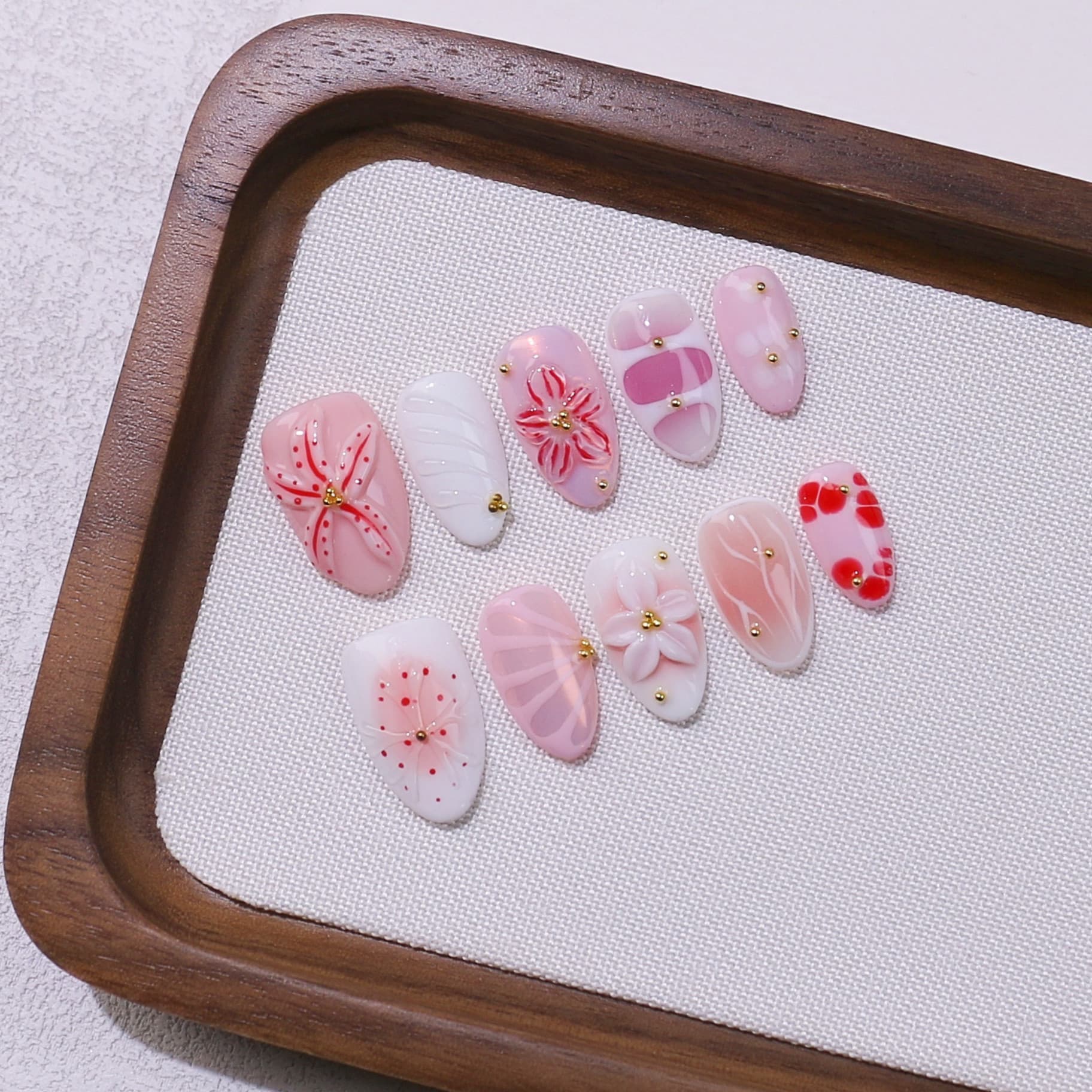 Handcrafted Medium-Long Almond Nails with French Tips, Speckled 3D Carved Flowers and Pearls, European-American Cross-Border Style, Removable Nail Tips