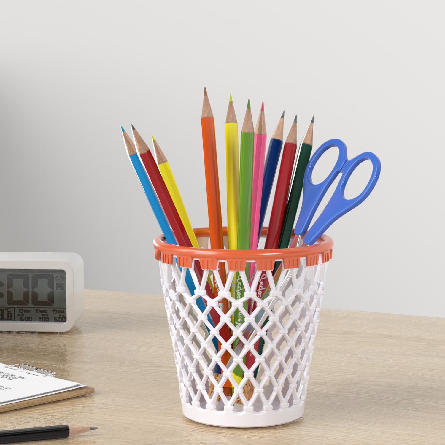 Cross-border Amazon exclusive dual-color large capacity pen holder, office and study pen holder, desktop PP basketball pen holder