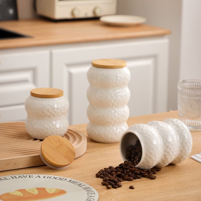 Embossed simple ceramic tea jar sealed jar household sugar jar coffee bean storage jar kitchen storage jar wholesale