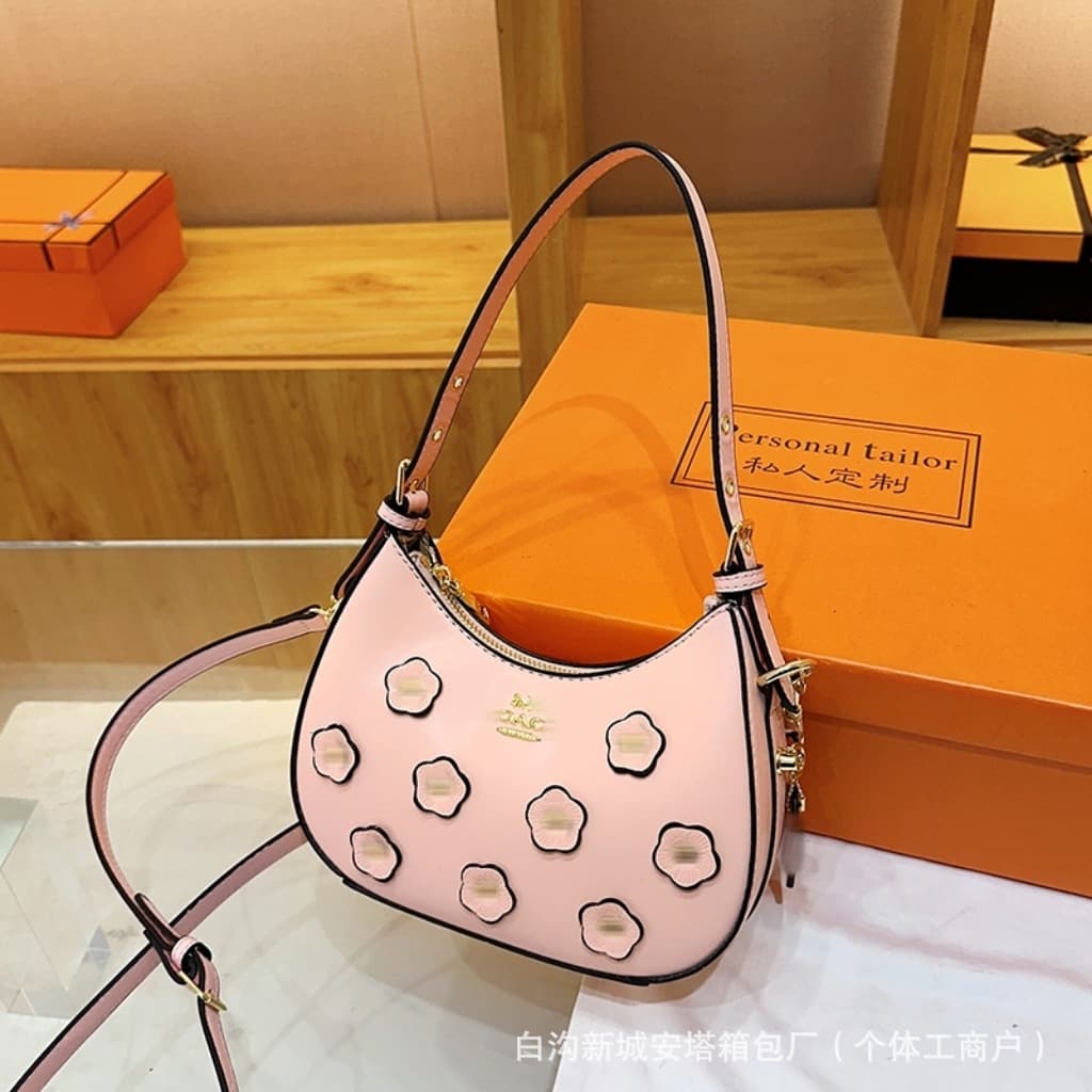 European and American best-selling high-quality crescent underarm bag for women 2026 new trendy versatile stylish shoulder crossbody bag