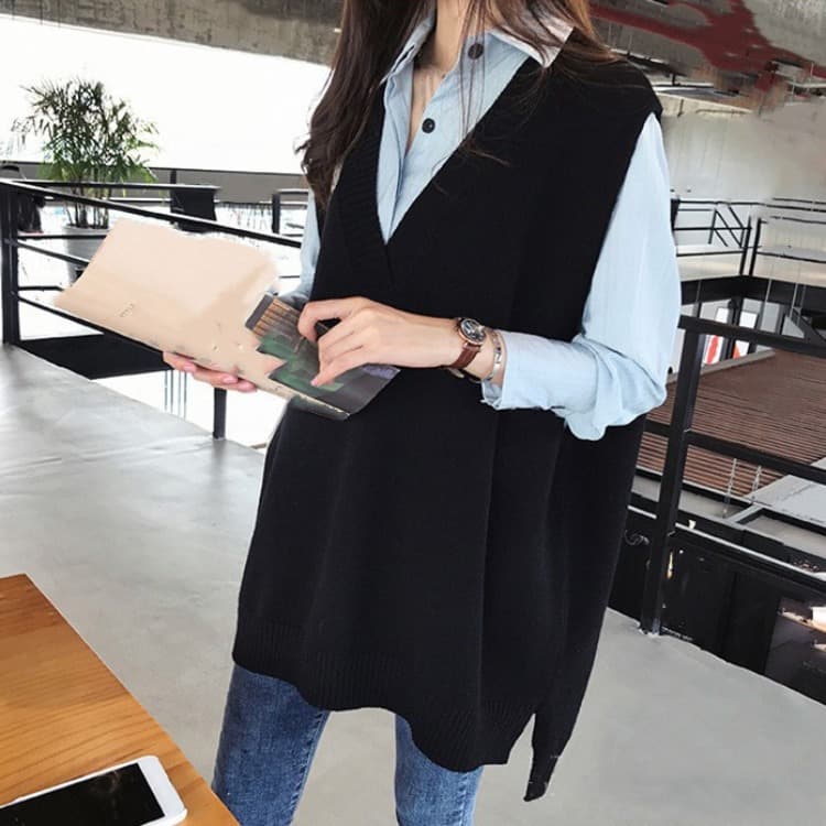 V-Neck Sweater Vest for Women, Korean Style Sleeveless Knit Vest, Simple College Style Loose Fit Outerwear Fashionable Vest