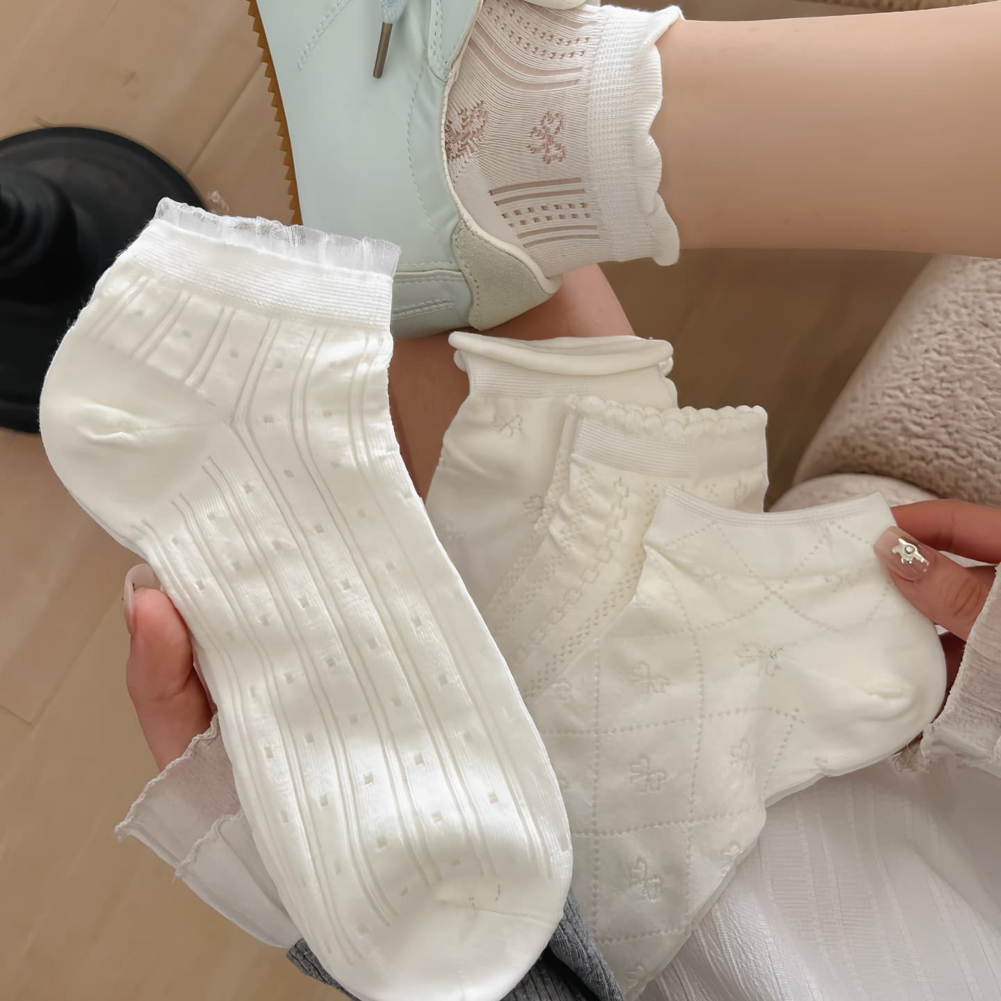 White Women's Cotton Short Socks Summer Thin Mesh Breathable Moisture-Wicking Lace Trim Low-Cut Socks Zhuji Socks Industry
