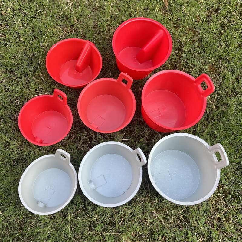 Vintage Manure Scoop Water Ladle, Vulcanized Rubber Cowhide Material, New Material Watering Fertilizing Irrigation Tool, Dipper for Watermelon Harvesting Scoop
