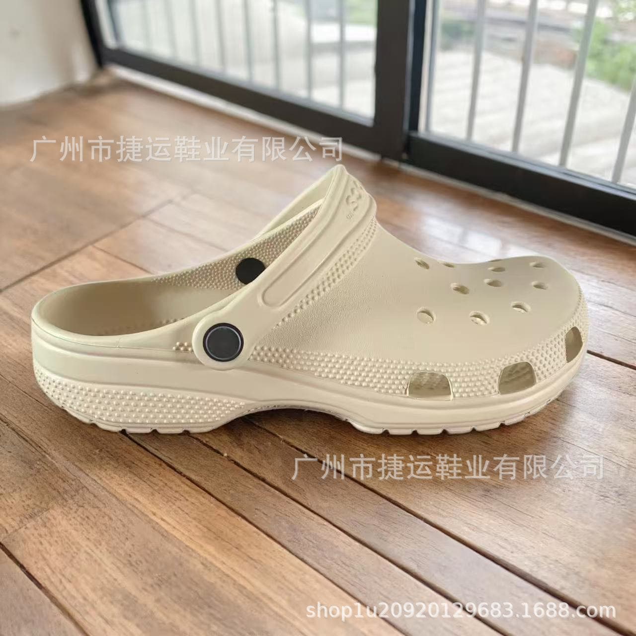 2026 Summer Casual Versatile New Classic Star Perforated Shoes for Men and Women Couple Style Outdoor Beach Non-Slip Breathable