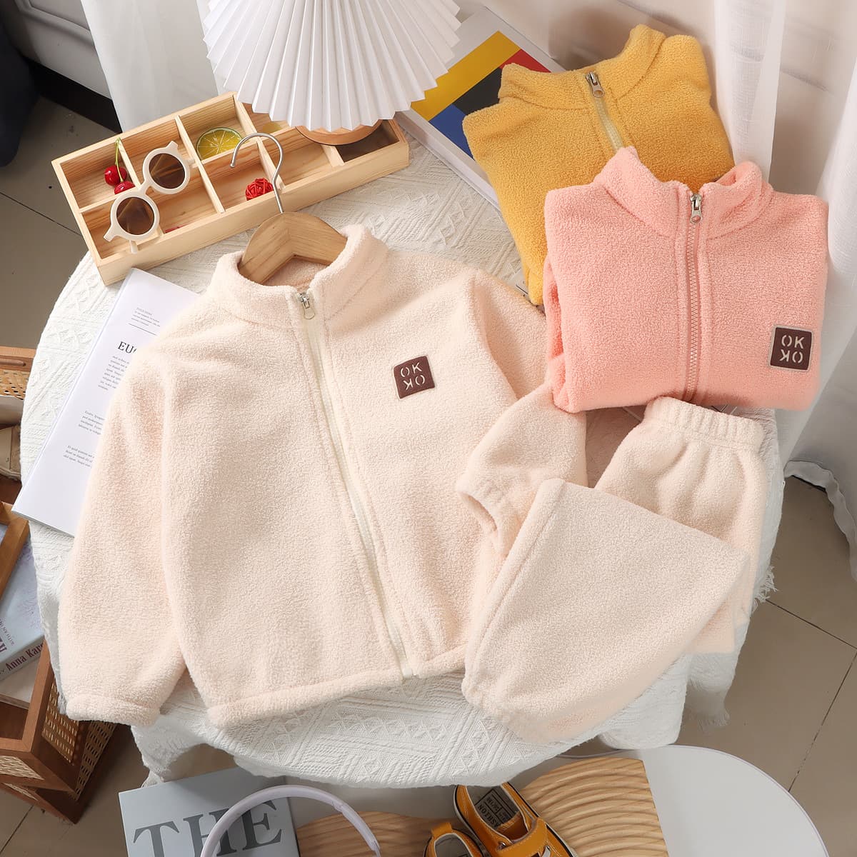 New Autumn and Winter Infants and Children's Thickened Zippered Cardigan Set Boys and Girls Comfortable Close-fitting Baby Homewear