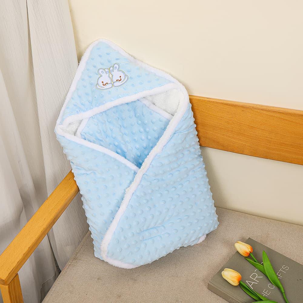 In-stock newborn ultra-soft plush baby swaddle blanket, thickened for all seasons, suitable for use in the maternity ward and when going out.