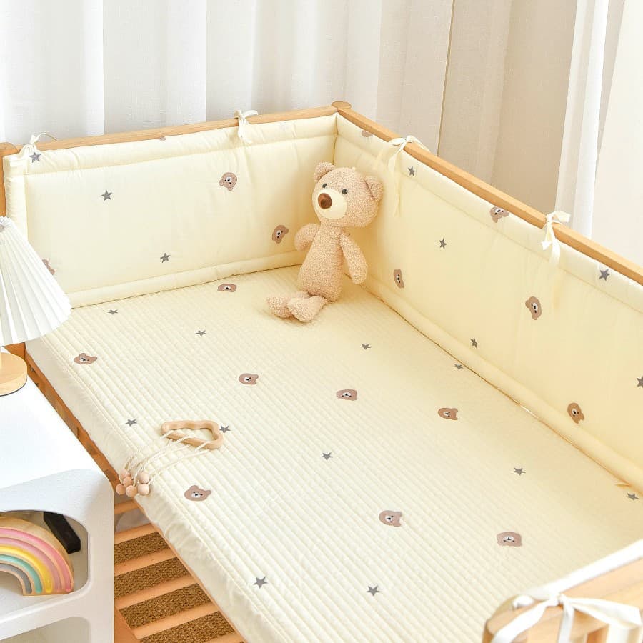 Baby Crib Cotton Bumper Pad, Cartoon Embroidery Soft Padding for Newborns, Anti-Collision Strip, Fall-Proof Fence Guard
