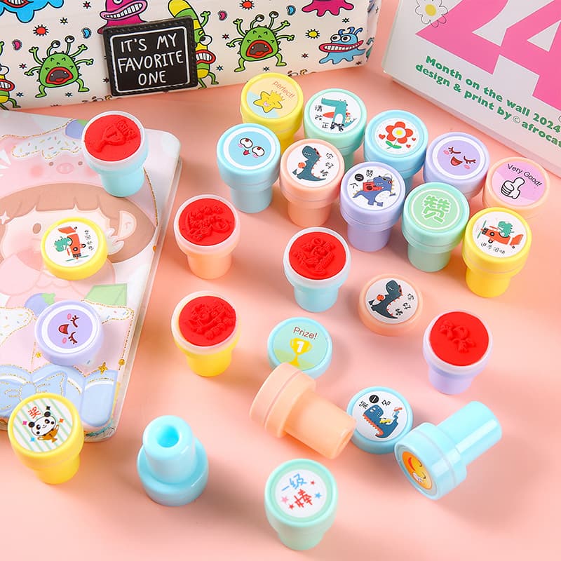 Teacher Comment Stamp for Kids, Cartoon Teacher Praise Stamp, Encouragement Stamp for Kindergarten Students, Class Gift Wholesale
