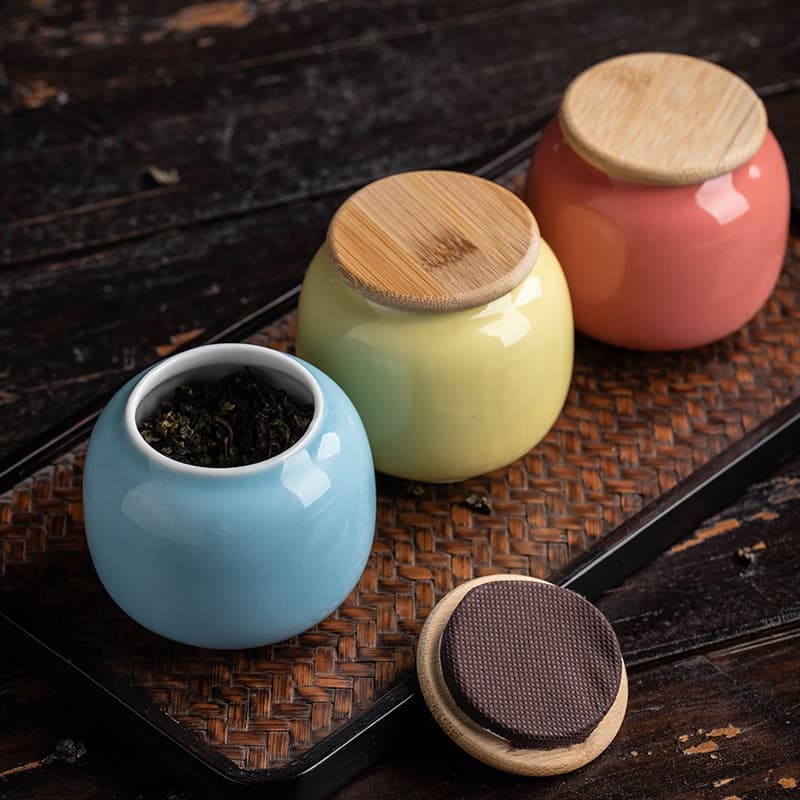 Miniature Small Bamboo Lid Ceramic Tea Leaf Jar Color Glaze Candy Sealed Vintage Small Tea Jar Food Storage Gift Box