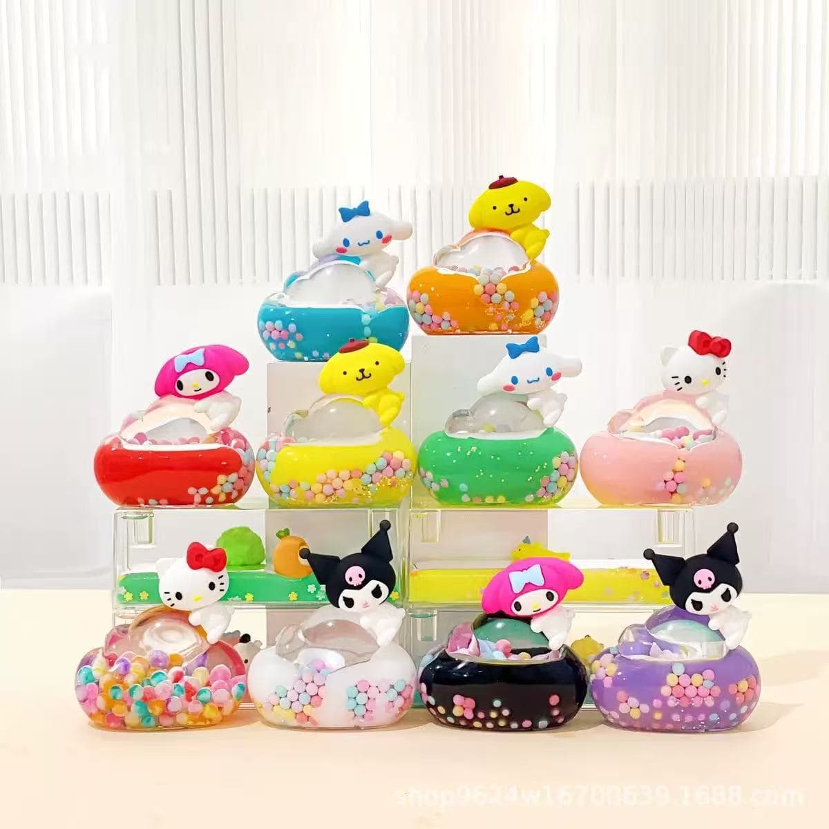 Cloud Cartoon Desktop Ornament Oil-filled Sand Bottle Acrylic Cute Gift for Girls Niche Birthday Present Wholesale