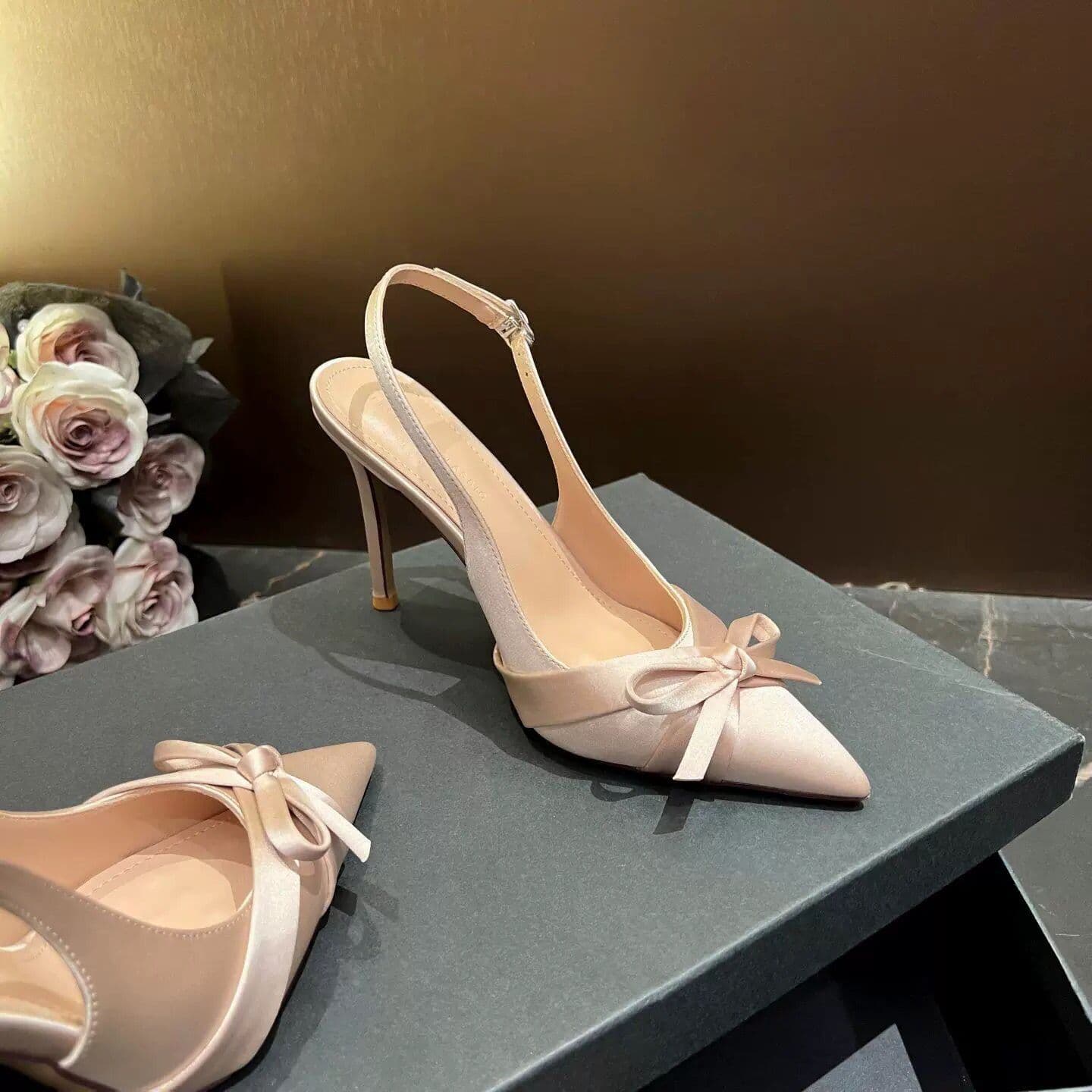 Stunning Champagne Color Comfortable Bow High Heels for Women, Spring and Summer Thin Heel Satin Dress Shoes for Bridesmaids and Brides