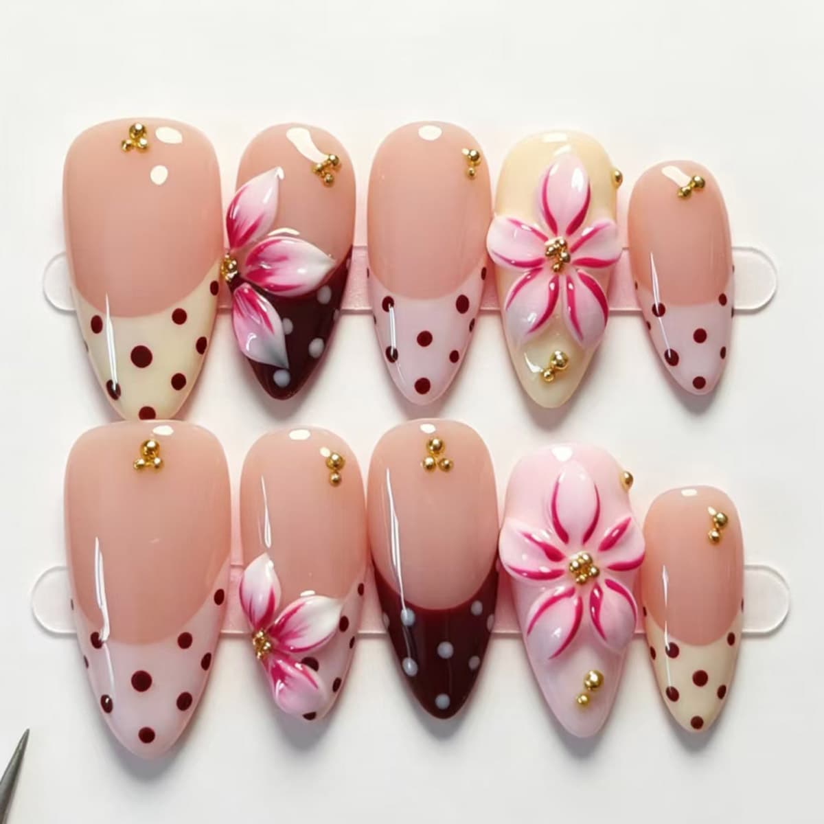 Nude Pink French Polka Dot 3D Flower Wearable Nails, Almond Pointed Nails, Gentle Style Gold Bead Rhinestone Detachable False Nails