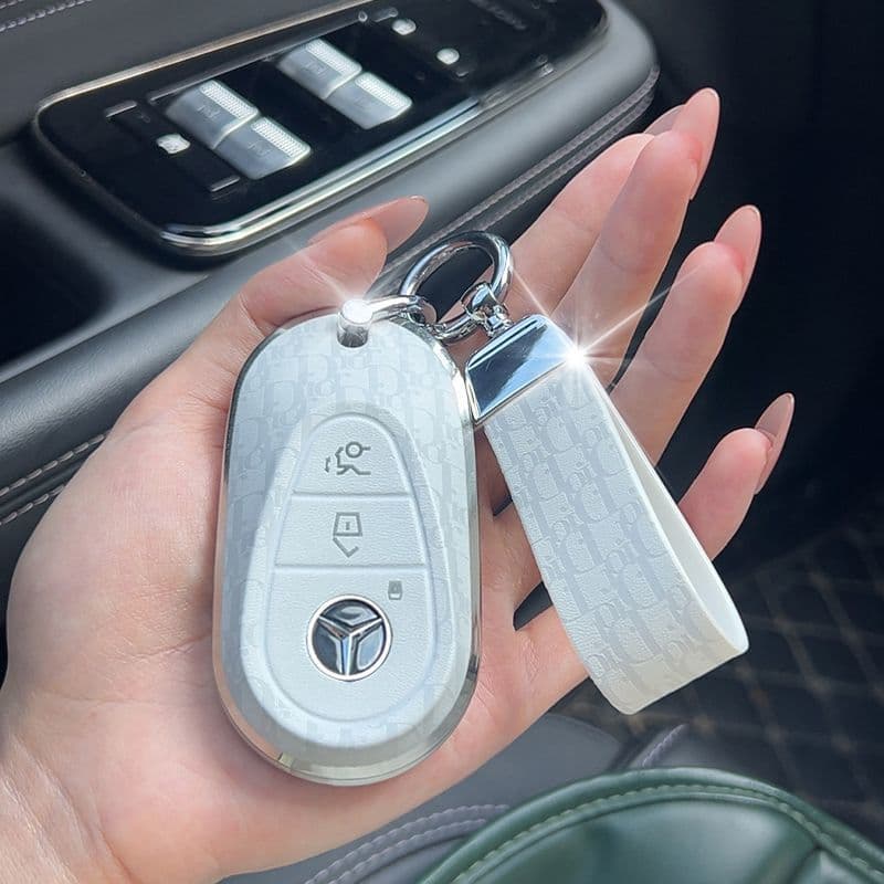 Mercedes Key Case Cover Shell Buckle for Women glc300 / c260l / e260 / e300l / c200