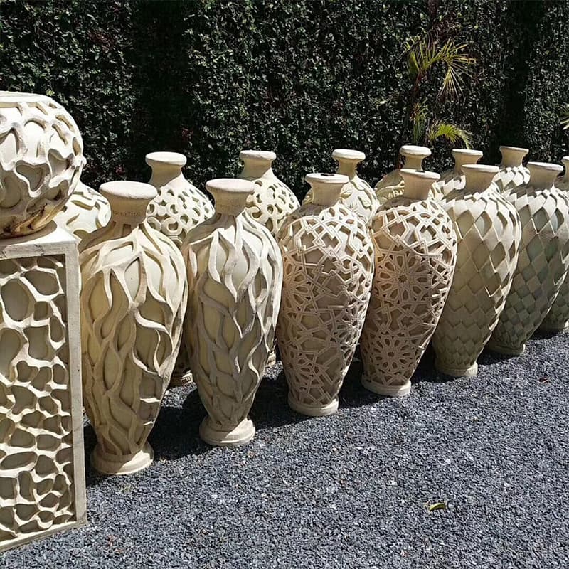 Custom Classical Style Artificial Sandstone Translucent Light Sculpture Manufacturer for Villa Courtyard Garden Decoration