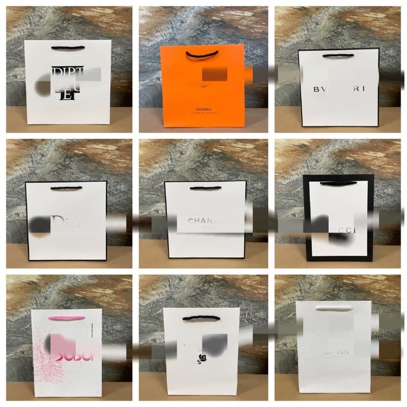 Spot perfume brand Tipu Xiangjia Dijia cosmetics Koujia perfume lipstick handbag gift bag