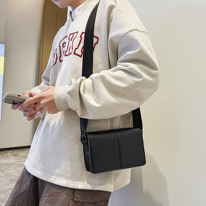 2025 new fashion brand men's bag casual shoulder small square bag women's fashion high-end box bag Korean style crossbody bag for men