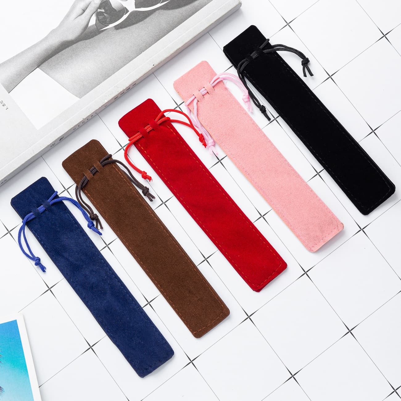 Crystal Pen Velvet Pen Pouch, Multi-Color Double-Sided Thickened Velvet Drawstring Pen Pouch, Gift Pen, Can Be Customized with LOGO as Packaging Bag