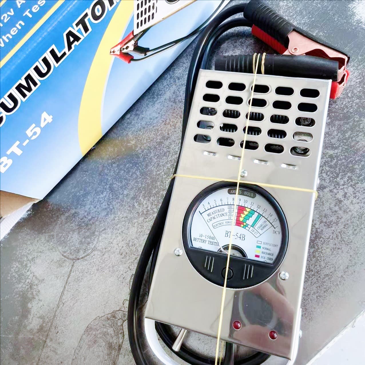 In Stock BT-54B Battery Tester Battery Analyzer Battery Discharge Tester Battery Voltage Condition Checker