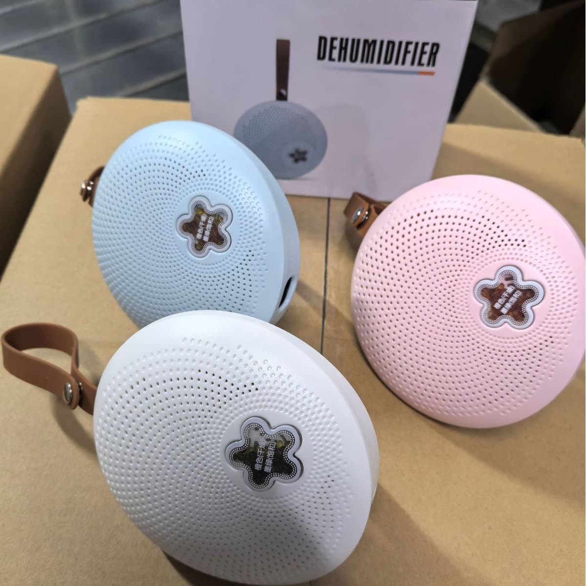 Reusable dehumidifier for home, dorm, small desiccant for wardrobe, shoe cabinet, anti-dampness and mold moisture bag