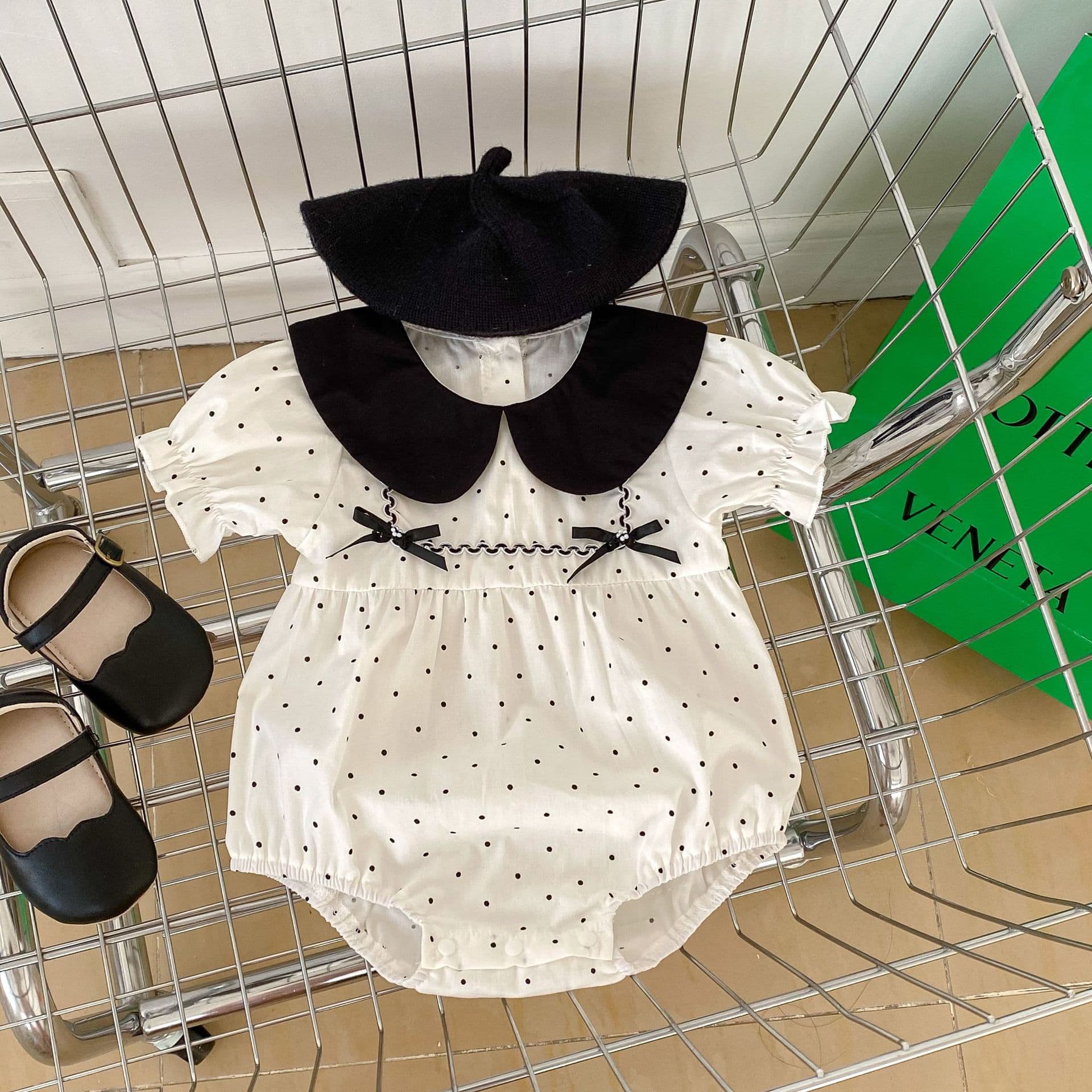 Korean-style baby girl ruffle bodysuit with polka dots and bow tie, short-sleeve onesie for summer