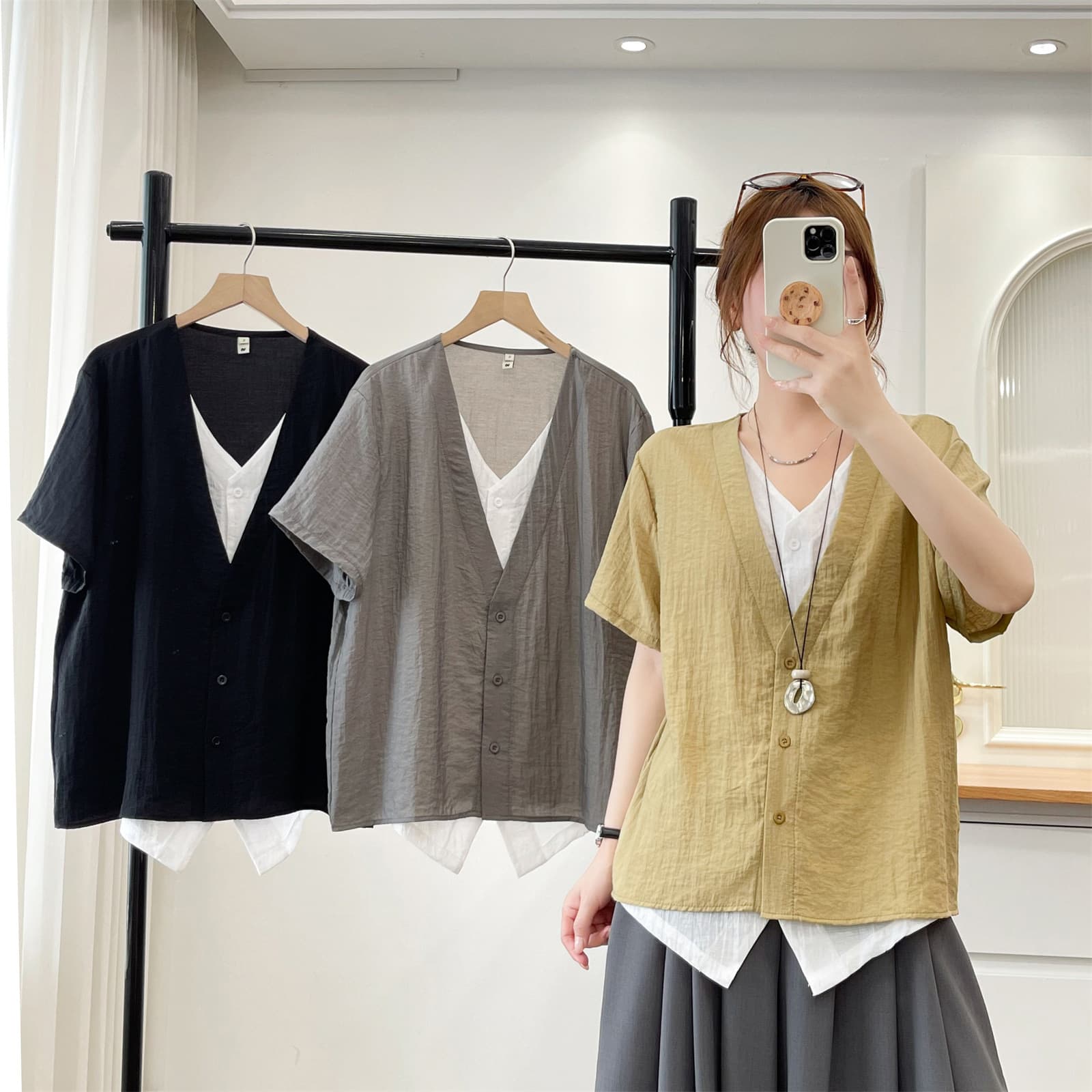 2026 summer large size shirt short-sleeved women's V-neck fake two-piece contrasting tops literary style fat girl shirt slimming 8351