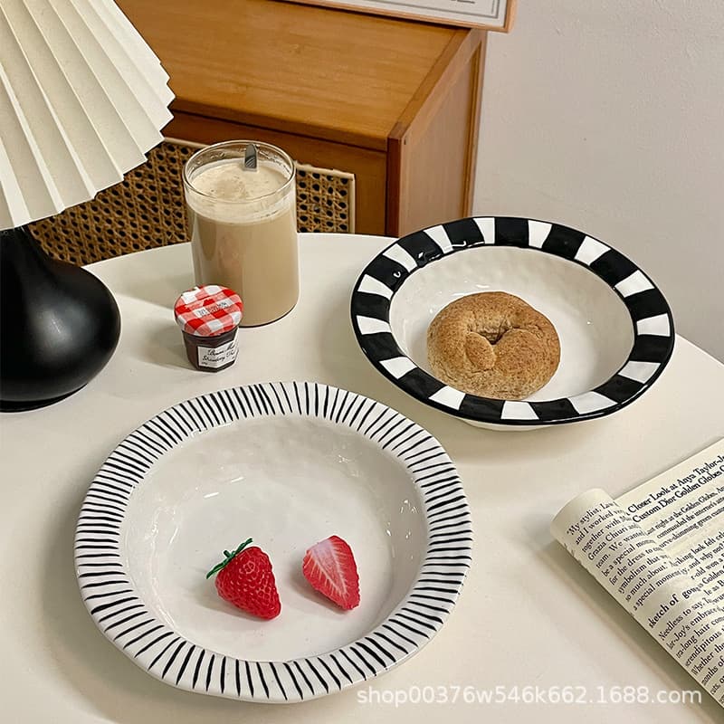 Hand-painted Ceramic Dinner Plate, High-Aesthetic Internet-Famous Tableware, Home Use, Cute Fruit Plate, Salad Plate, Breakfast Plate, Dessert Plate