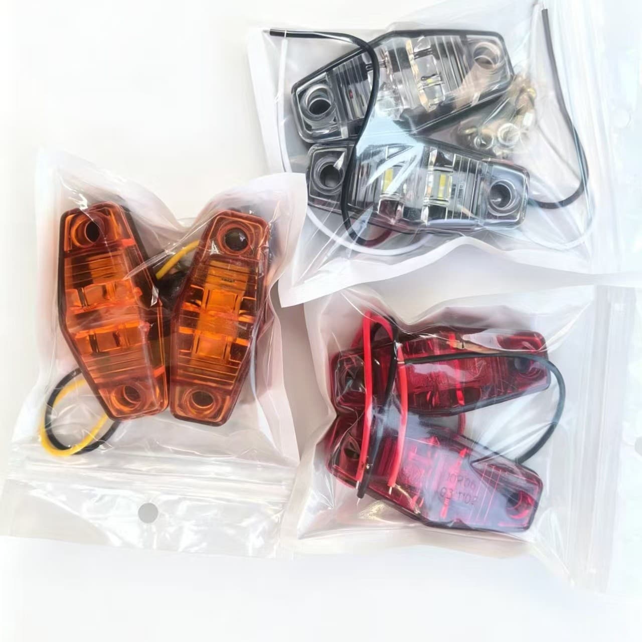 Direct Supply Cross-Border E-commerce 12-24V 2LED Diamond Edge Light Truck Car Piranha Turn Signal Flashing Light