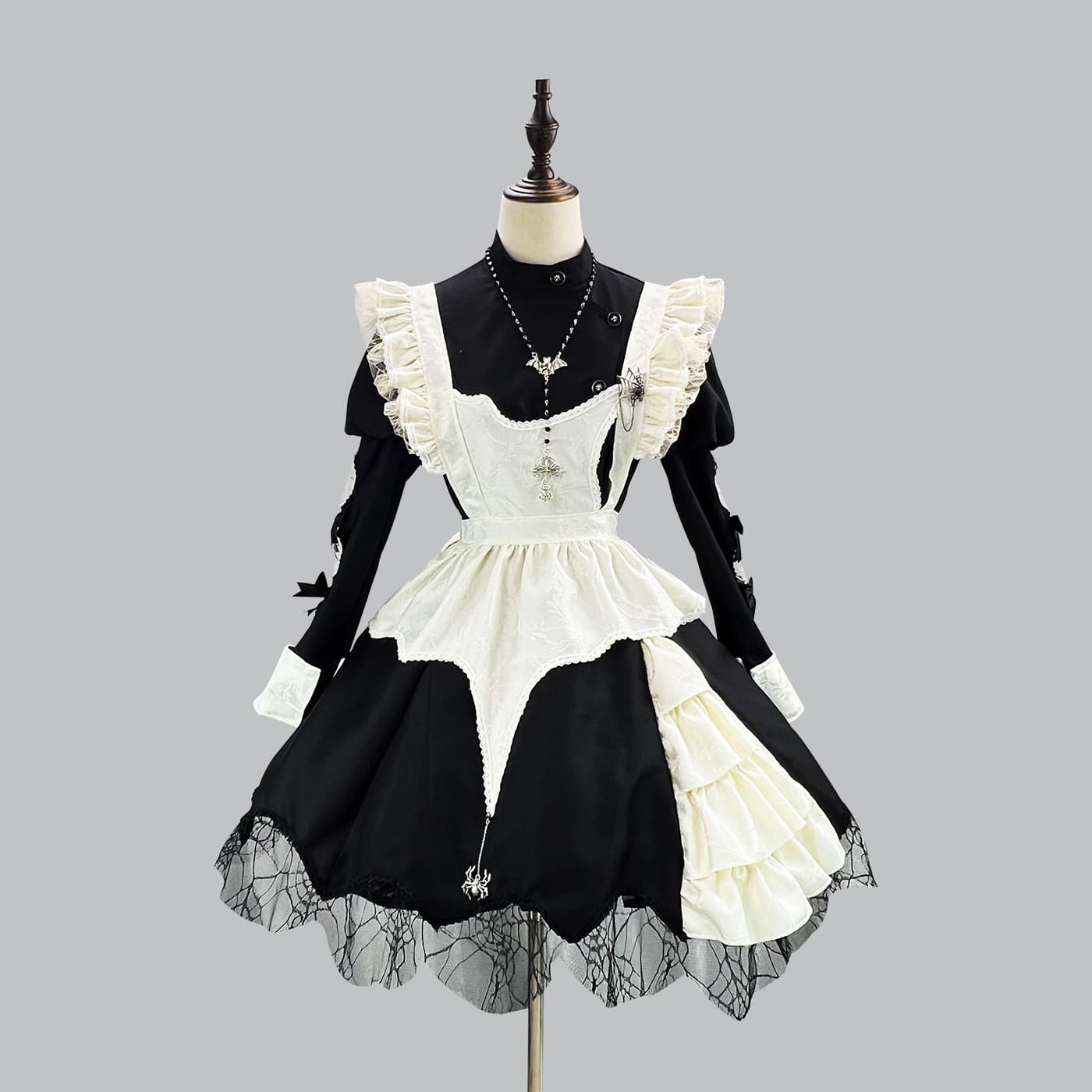 New Halloween cos maid costume dark Lolita bubble sleeve puff dress maid