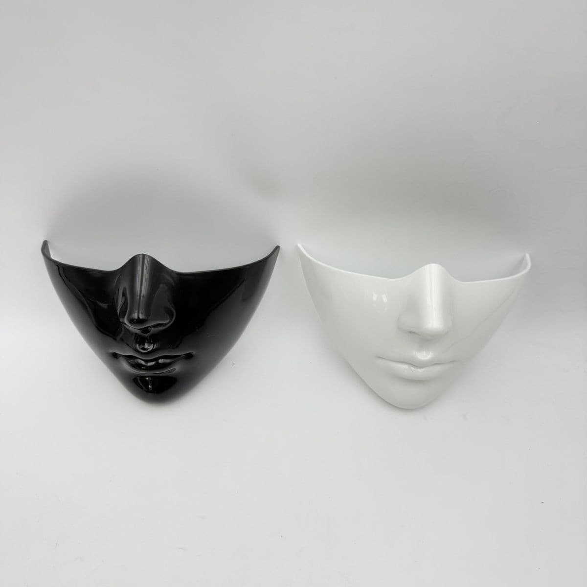 Half Face Mask Perfect Face Shape Bionic Cosplay Halloween Cyberpunk Mechanical Tech Fake Face