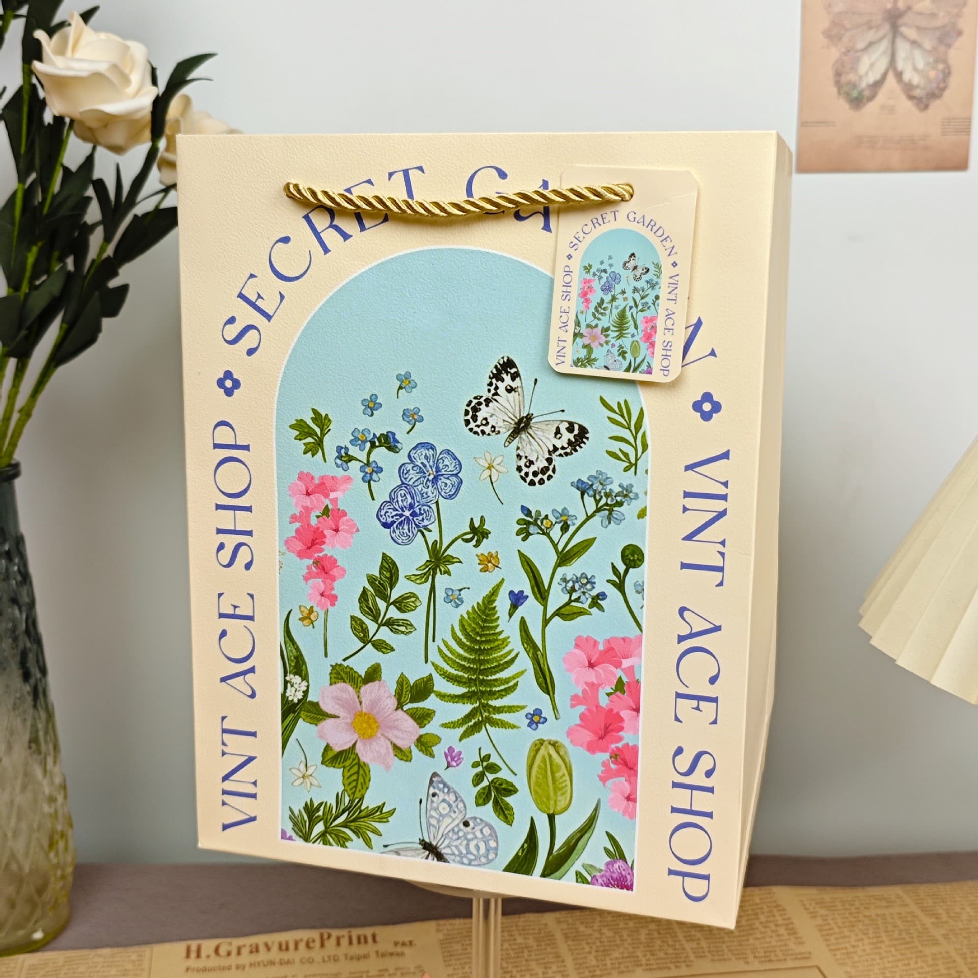 Gift Bag Vintage Forest Style Artistic Tote Bag Paper Bag Teacher's Day Birthday Gift Bag Bouquet Gift Bag