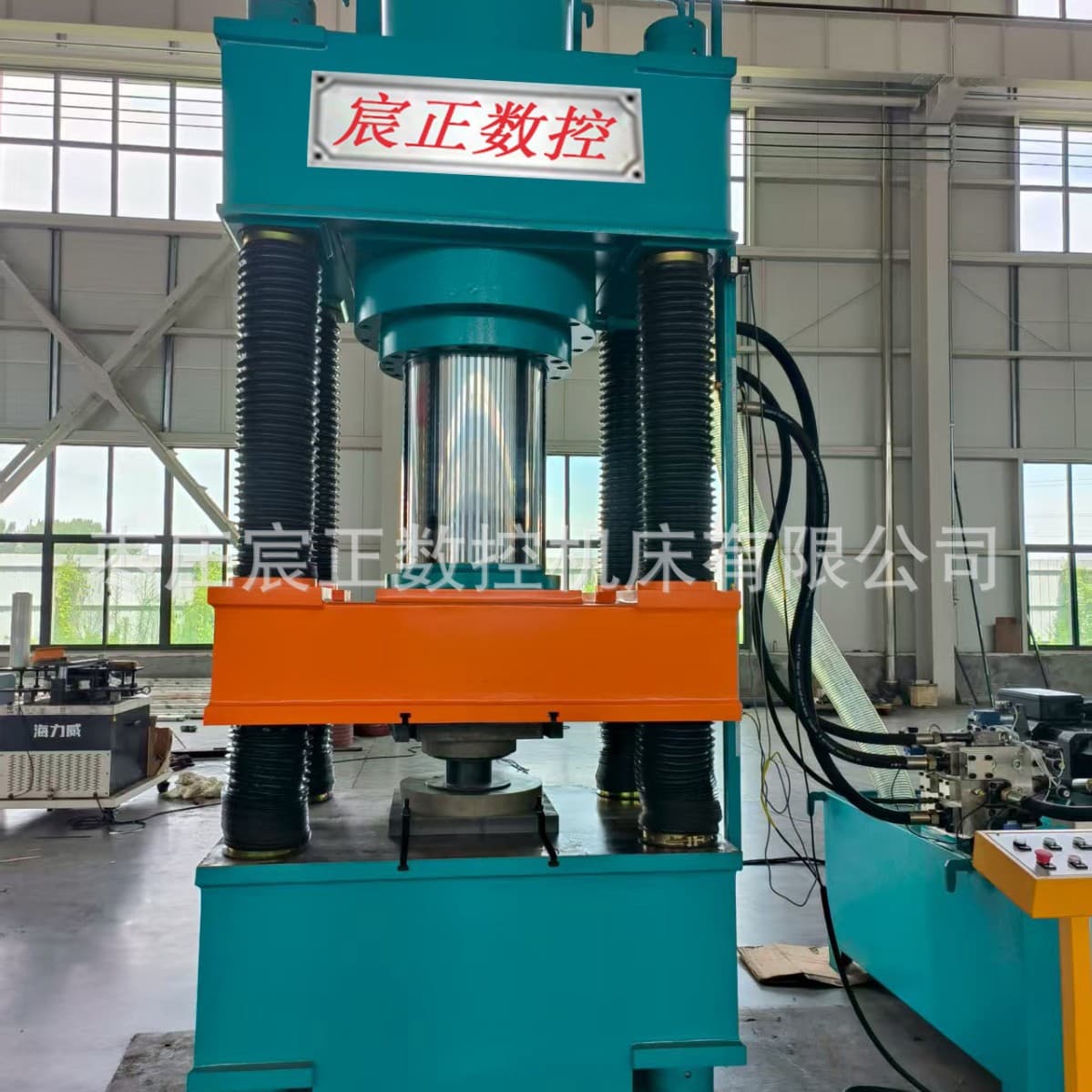 Factory Direct 500-Ton Bulletproof Helmet Press, Customizable as Needed, Supports Inspection, After-Sales Guaranteed, CNC