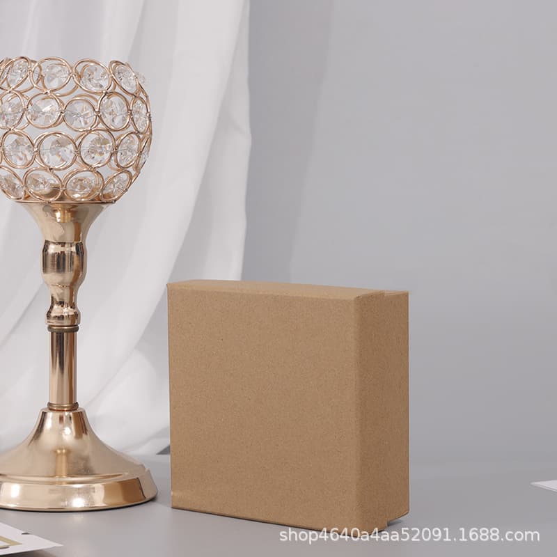 Wholesale Stock Rigid Box with Belt for Clothing, Bouquets, Gift Boxes, White Favor Paper Box, Shoe Gift Box