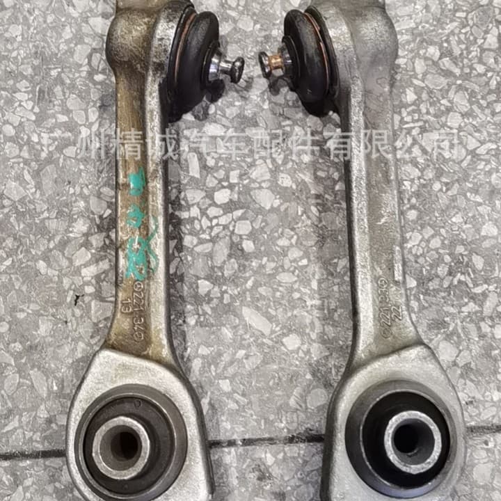 Suitable for Mercedes-Benz S400 W221 lower control arm, original used second-hand auto parts for Mercedes-Benz S400 full vehicle