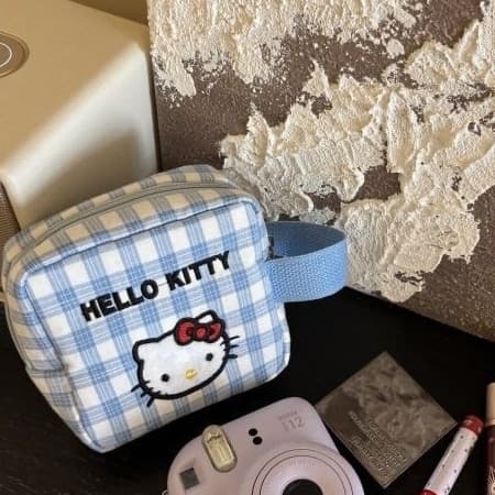 New Hello Kitty Handheld Makeup Bag Cute Cartoon Large Capacity Portable Storage Bag One Size Women Canvas Shengbangrong