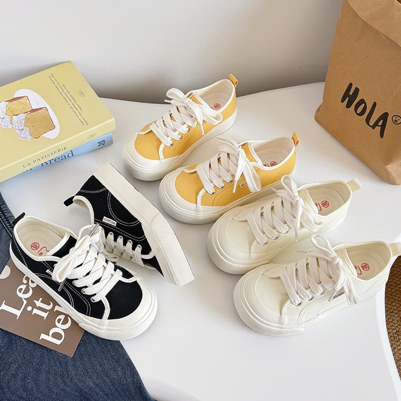 Beier Soft Sole Round Toe Canvas Shoes Women Casual 2025 White Sneakers Canvas Shoes BE-6865