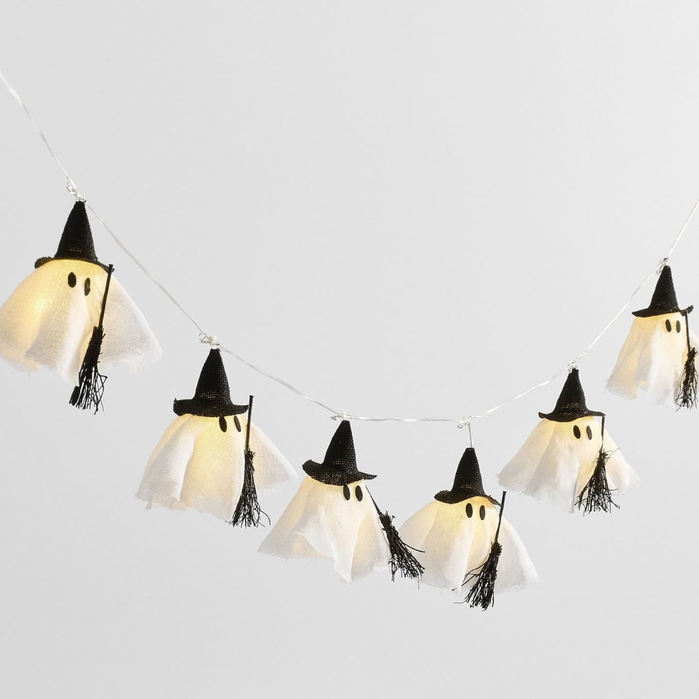 Cross-border New Lit Witch Ghost String Lights Illuminated by the Witch Ghost String Lights F