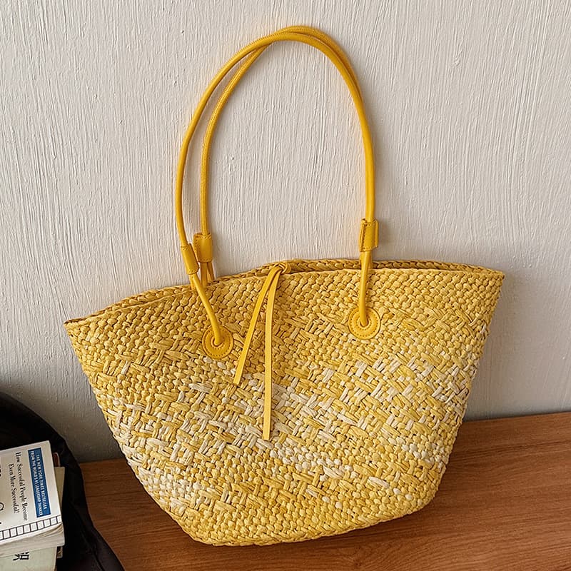 Large Capacity Single Shoulder Straw Woven Bag 2026 Summer New Gradient Woven Bag Personalized Vacation Style Beach Fashion Bag