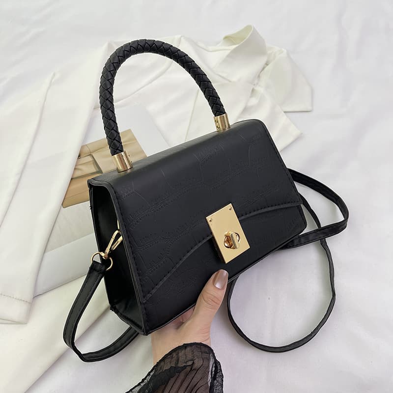 This Year's Trendy Retro Small Bags for Women 2026 Early Spring New Fashion Handbags Casual Textured Shoulder Crossbody Bags
