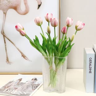 Ins Style Cross-Border Hot Selling Artificial Tulip Bouquet Artificial Flower Moisturizing Touch 5-Head Tulip Fake Flower Wholesale