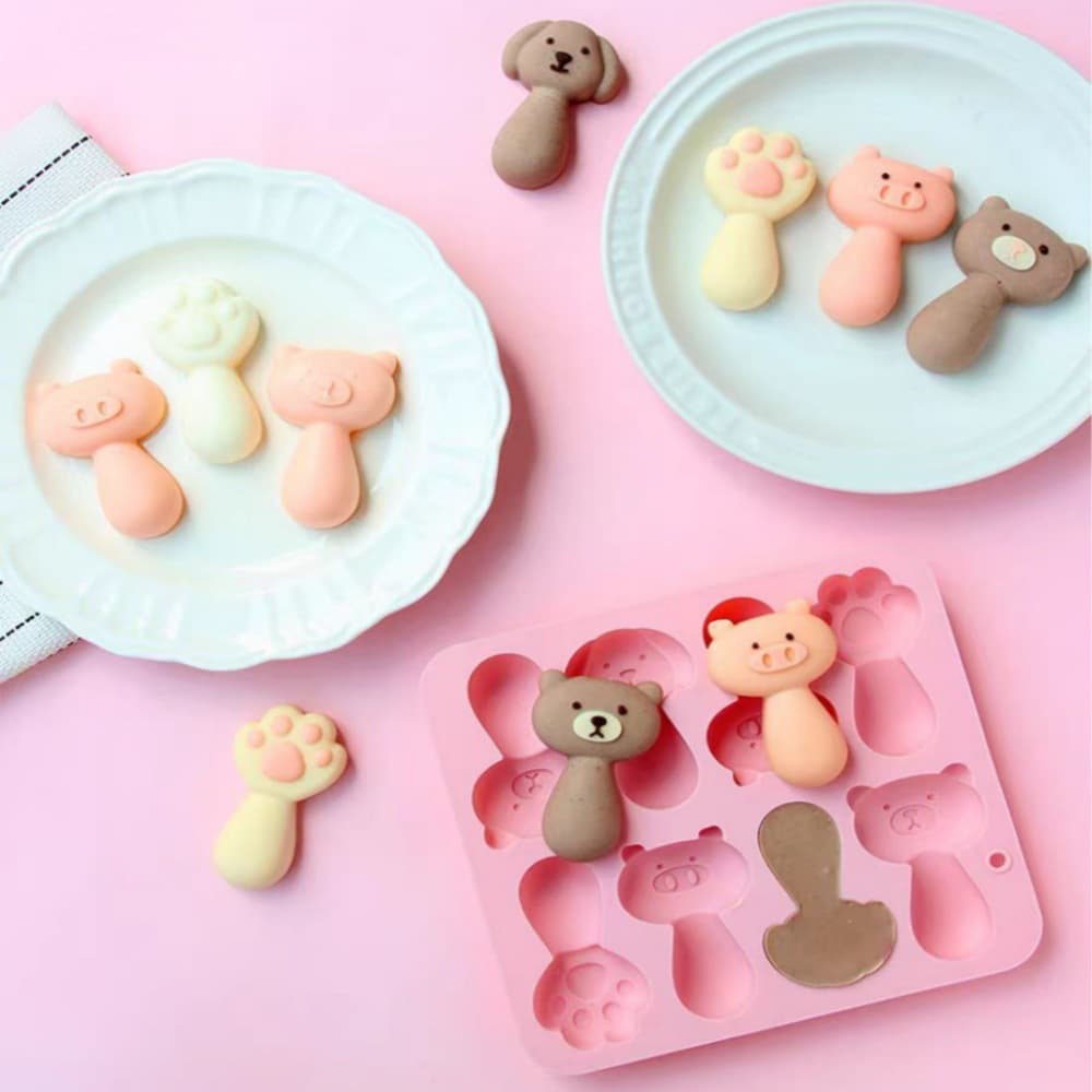 8-piece mushroom head cute pet cheese stick biscuit cute silicone mold baby food supplement molar stick wax bottle sugar grinder