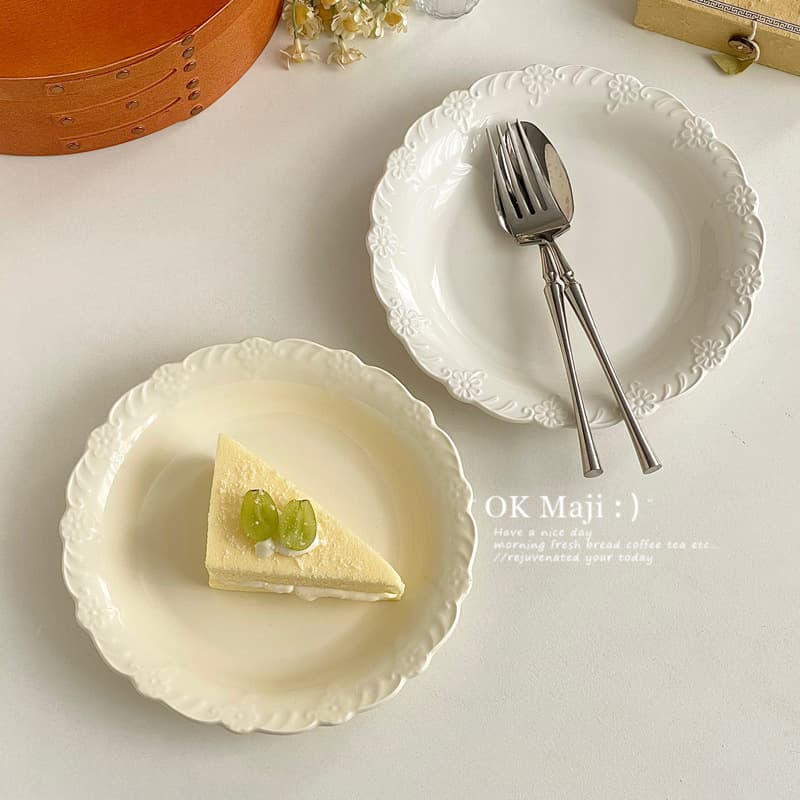 Exquisite and beautiful plate set combination for home dining, premium feel, ins-style, perfect for fruit and cake plates