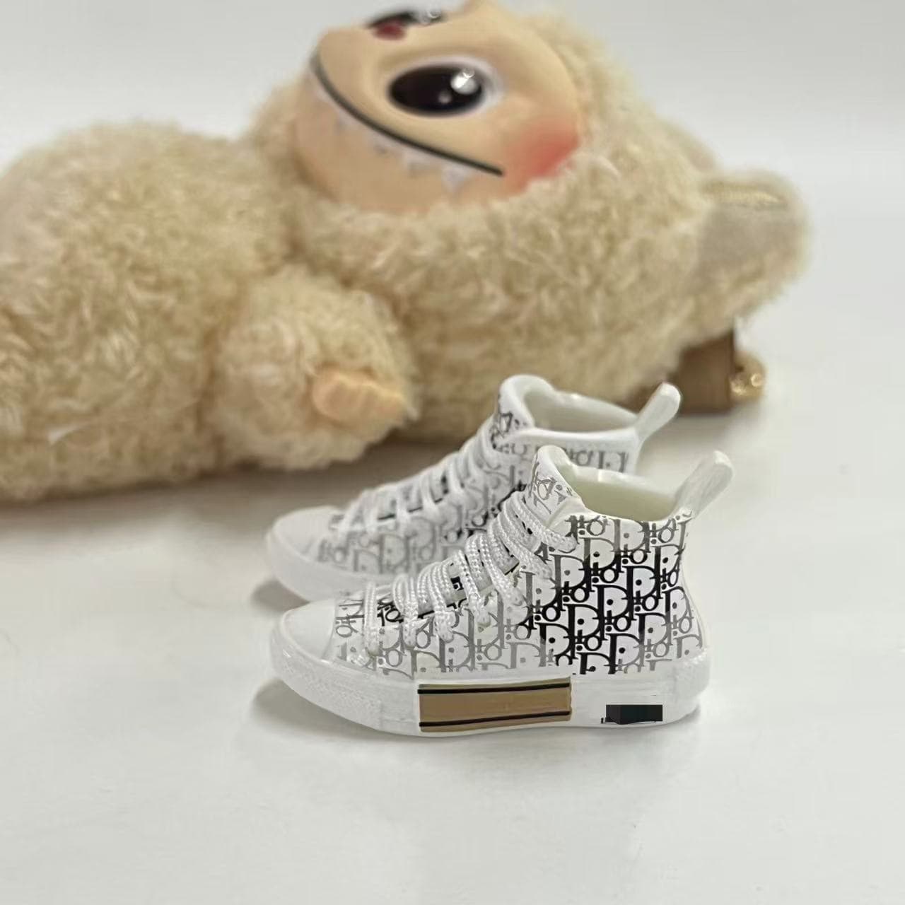 [Chaoxin Shoe Mold Latest Style] AJ Keychain 3D Stereo Sneaker Model Creative Unisex Pendant