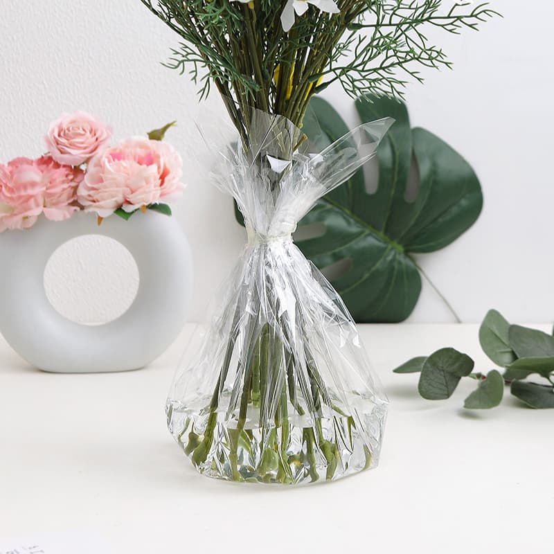 Z7GN Valentine's Day Cellophane Transparent Wrapping Paper, OPP Film Waterproof Floral Water Retention Paper, Flower Wrapping Material