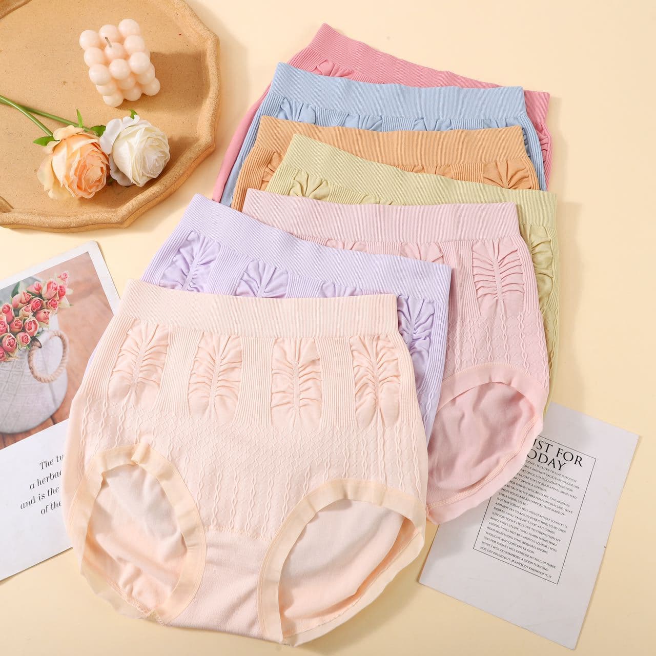 Seamless High-Waist Women's Underwear Invisible Tummy Control Antibacterial Plus Size Panties Comfortable Breathable Leak-Proof Triangle Briefs Wholesale