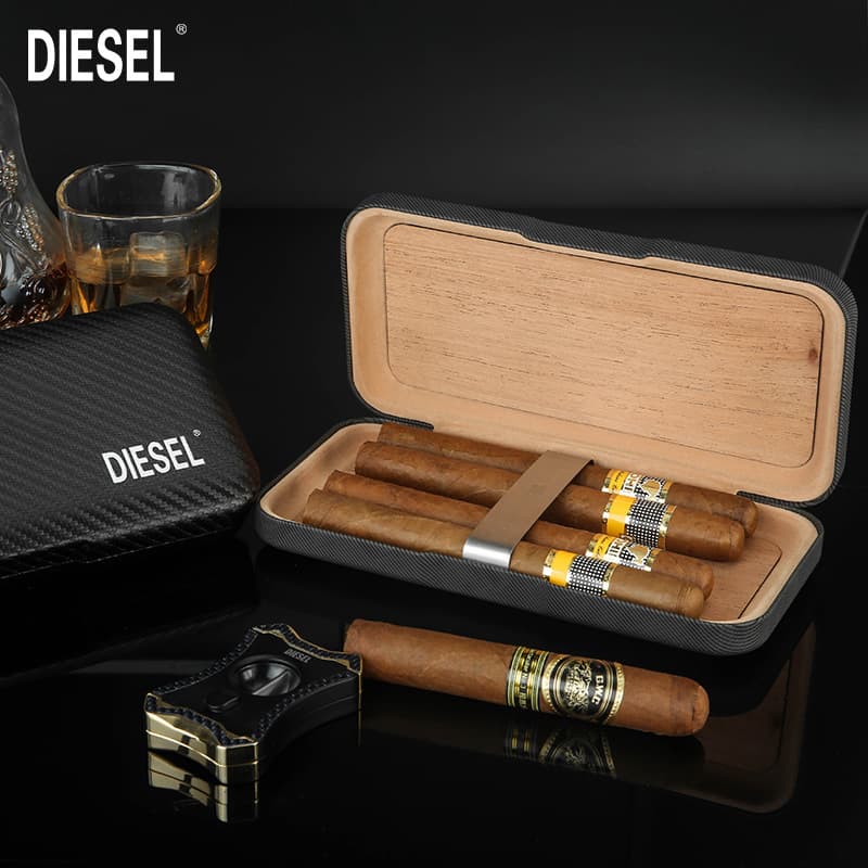 Portable cigar humidor, perfect for outdoor travel, 5-pack, great for gifting or wholesale.