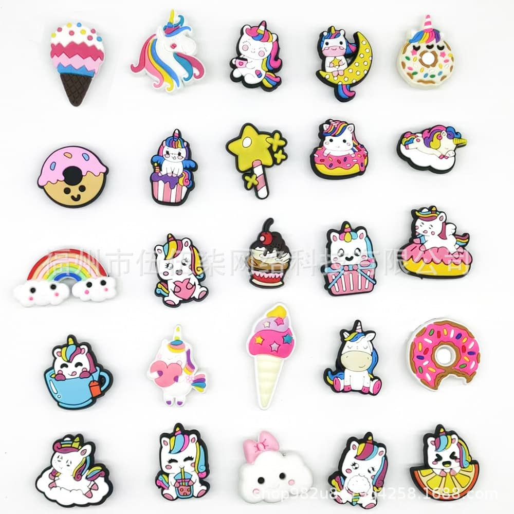 Cartoon unicorn shoes, floral perforated shoes, garden shoes, DIY pink girls' shoes with PVC soft rubber upper decoration, cross-border e-commerce.